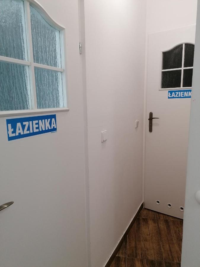 Hostel Tulip - Pokoj Jednoosobowy Nr 3 Ze Wspolna Lazienka I Kuchnia 什切青 外观 照片
