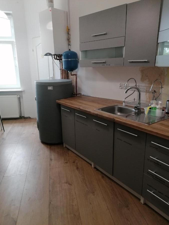 Hostel Tulip - Pokoj Jednoosobowy Nr 3 Ze Wspolna Lazienka I Kuchnia 什切青 外观 照片