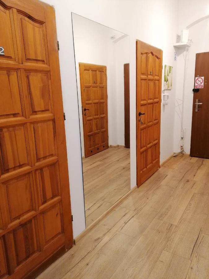 Hostel Tulip - Pokoj Jednoosobowy Nr 3 Ze Wspolna Lazienka I Kuchnia 什切青 外观 照片