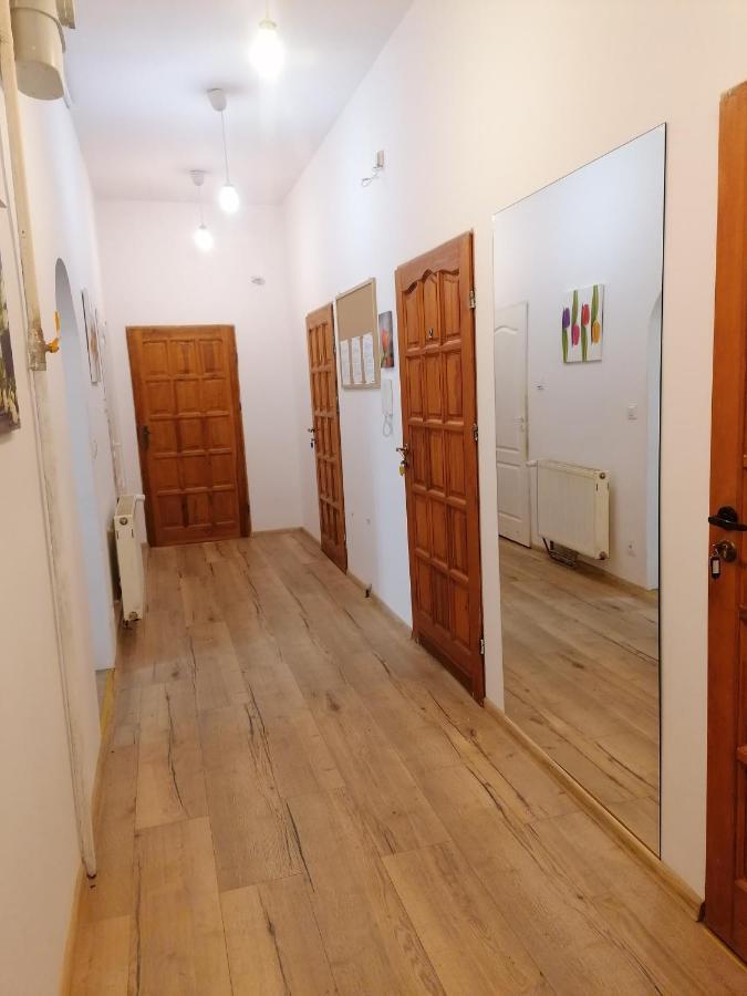 Hostel Tulip - Pokoj Jednoosobowy Nr 3 Ze Wspolna Lazienka I Kuchnia 什切青 外观 照片